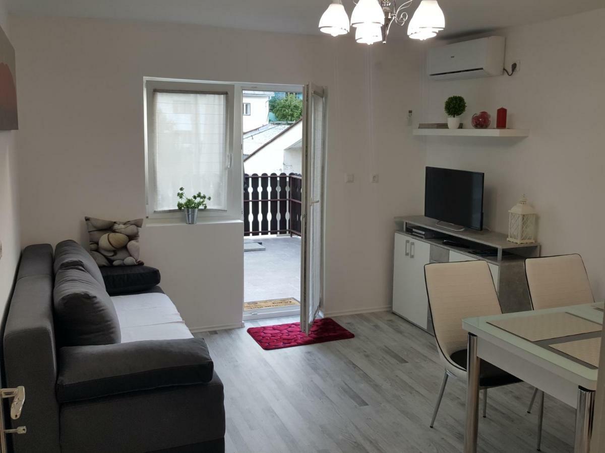 Apartment No1 Korenica Eksteriør billede