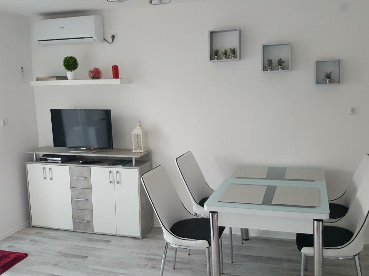 Apartment No1 Korenica Eksteriør billede